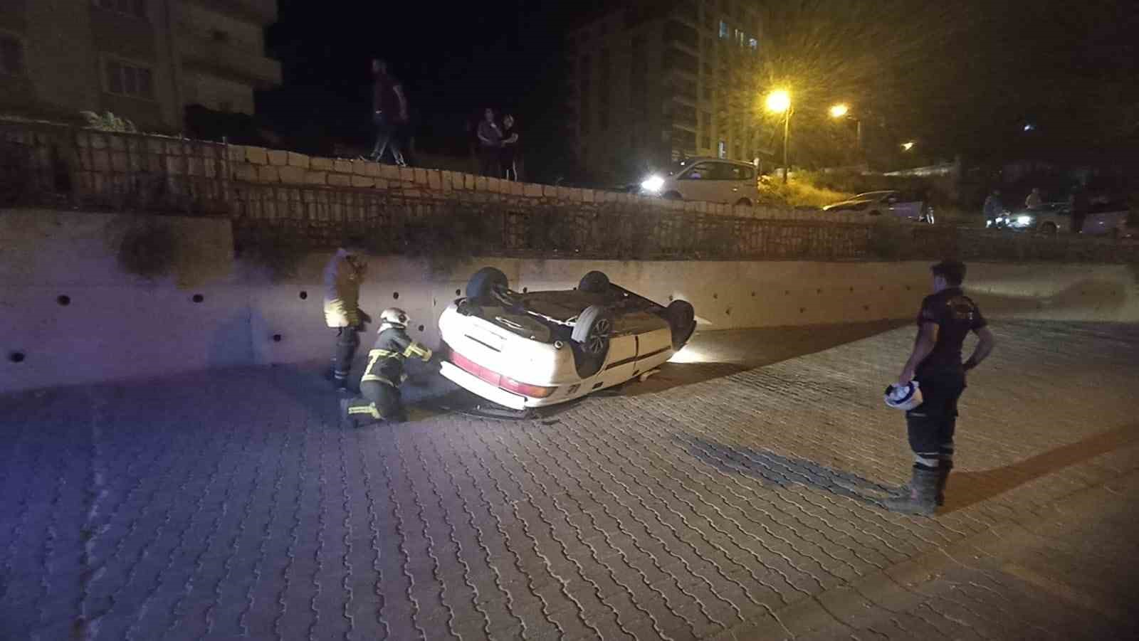 Mardin’de otomobil takla attı: 3 yaralı
