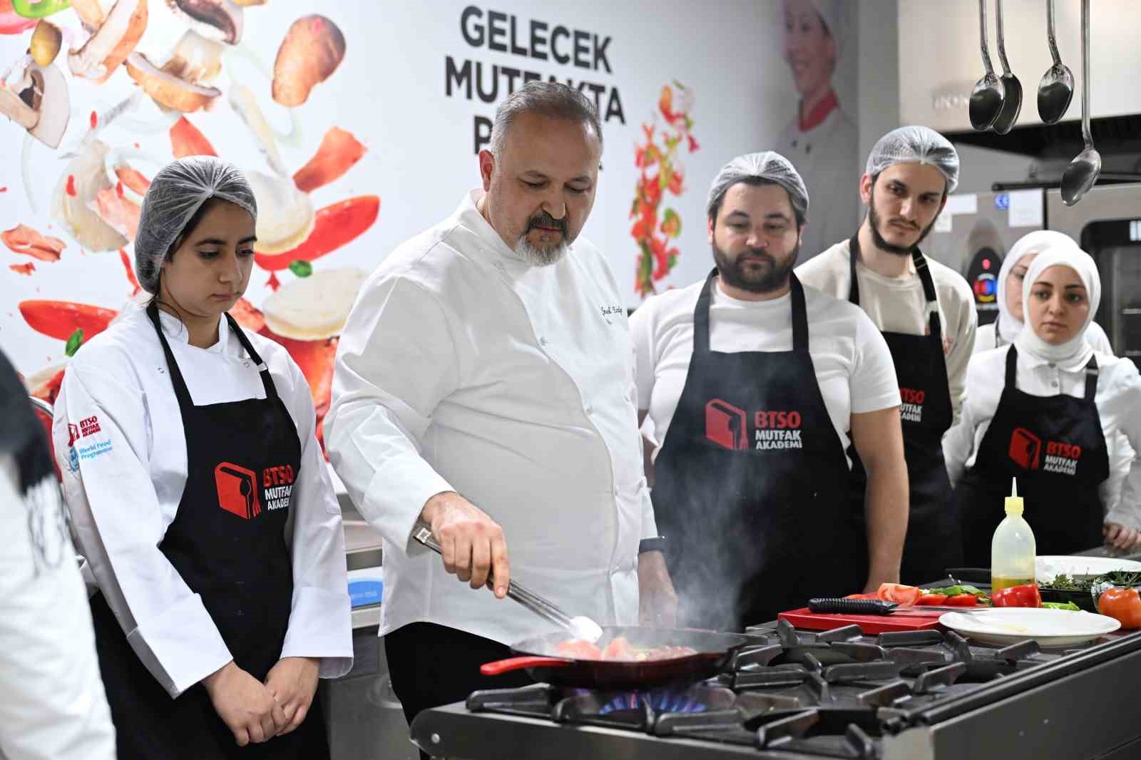 Gelecek ‘BTSO Mutfak Akademi’de pişiyor
