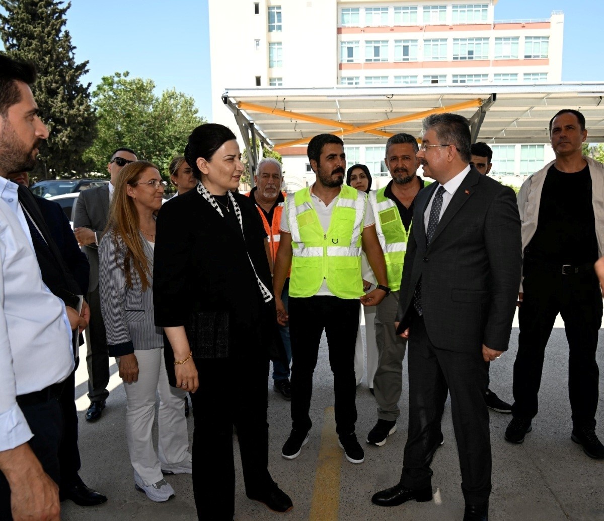 Osmaniye Valilik Kompleksi ve kız öğrenci yurdu güneşten elektrik üretecek
