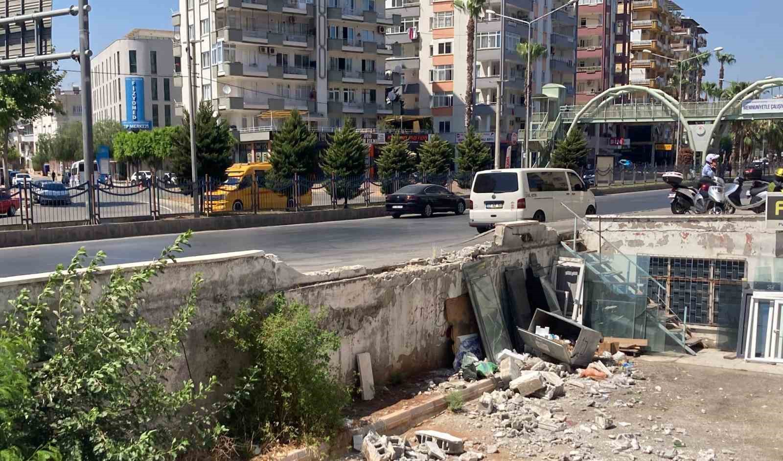 Akıl almaz kaza kamerada
