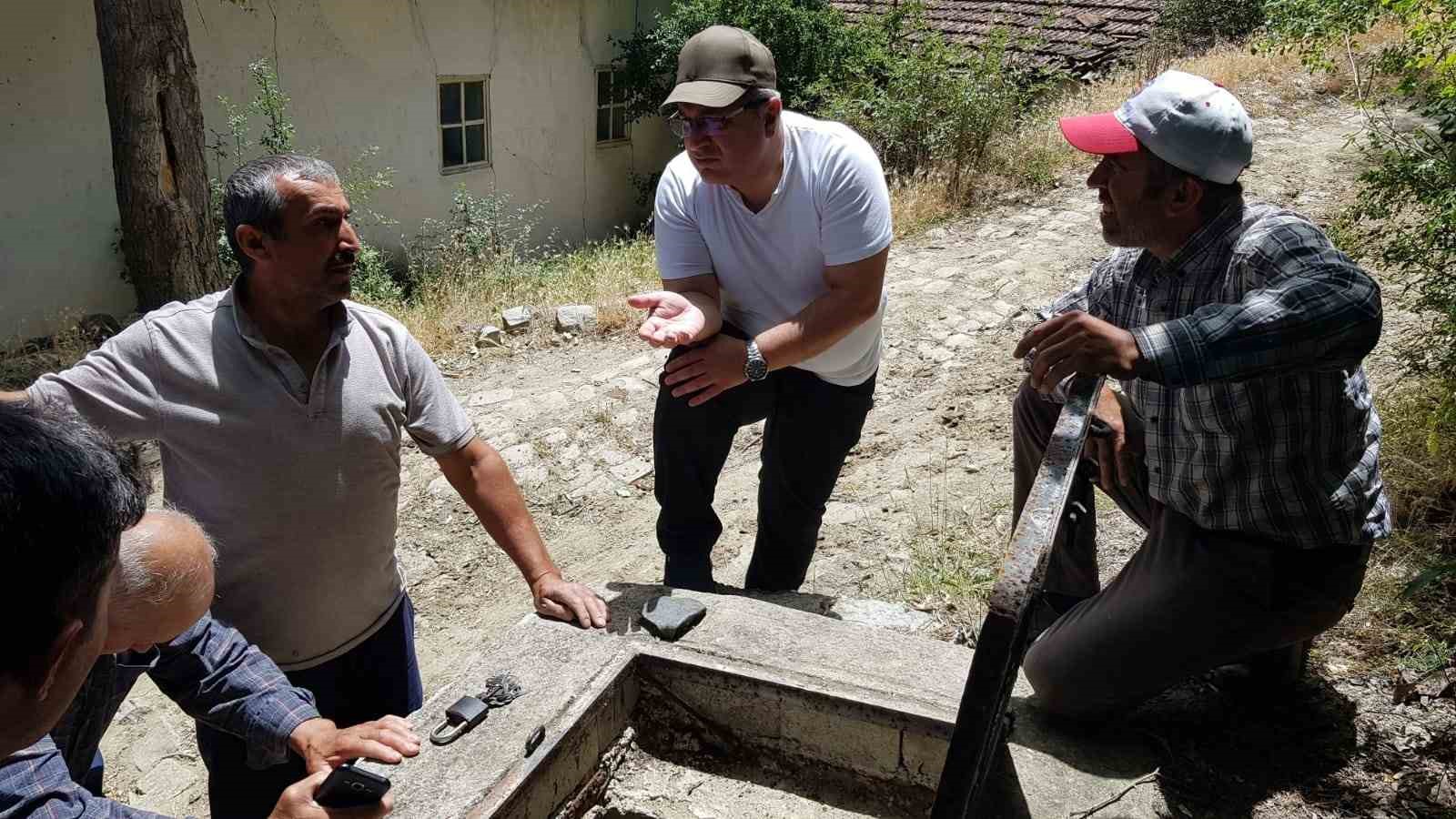 Başkan Ünlü su kaynaklarını inceledi
