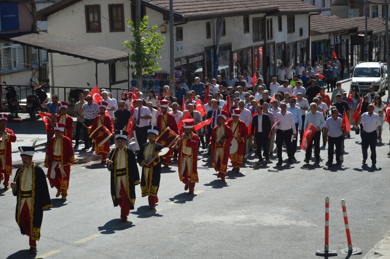 Anadolu’nun ilk mitingi Niksar’da yeniden canlandı
