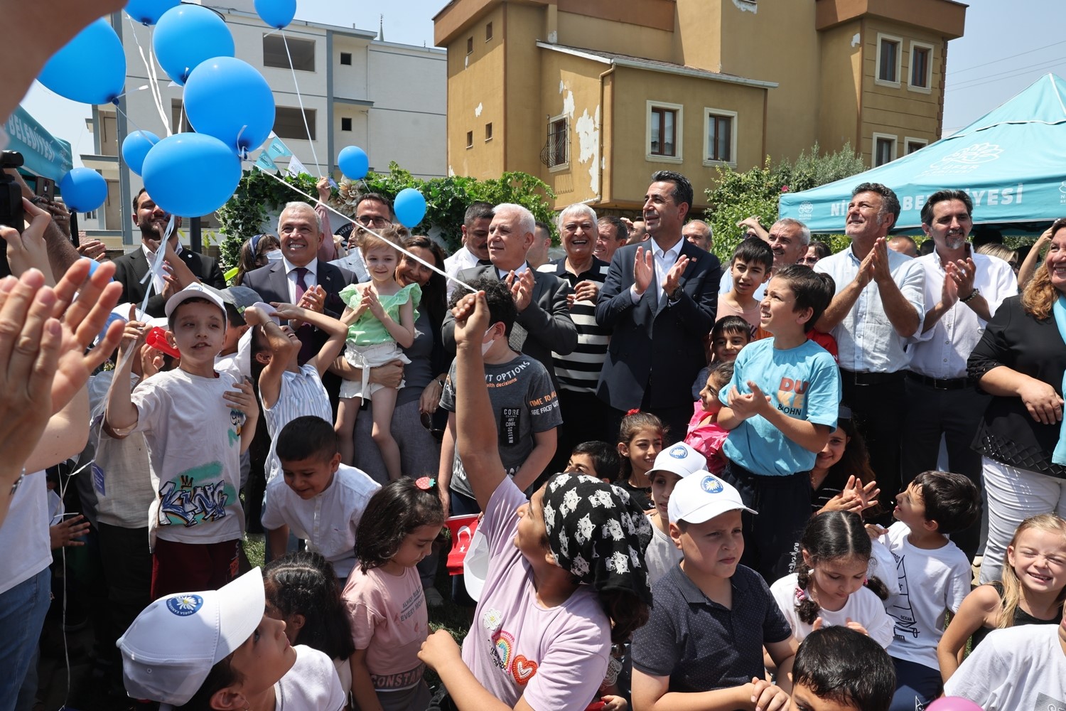 Moral Evi ile hayata daha sıkı tutunacaklar
