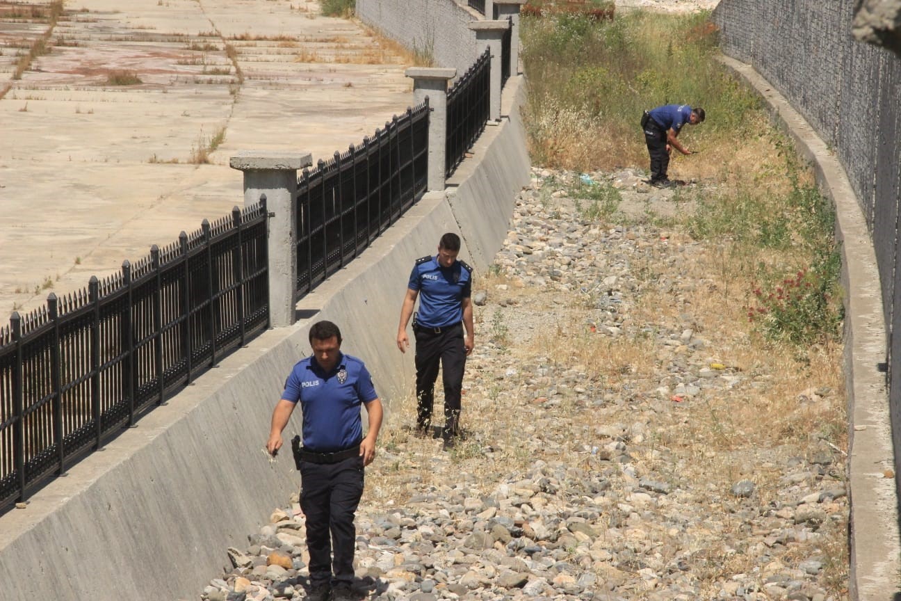 Çanakkale’de 4 gündür kayıp olan genç dere yatağında ölü bulundu
