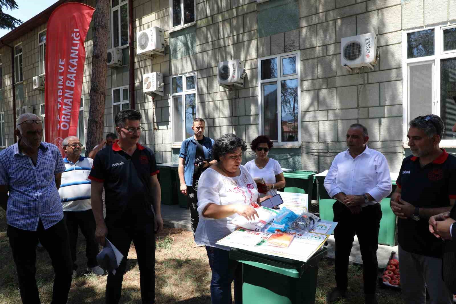 Eskişehir’de iyi tarım uygulamaları sertifikası dağıtım töreni düzenlendi
