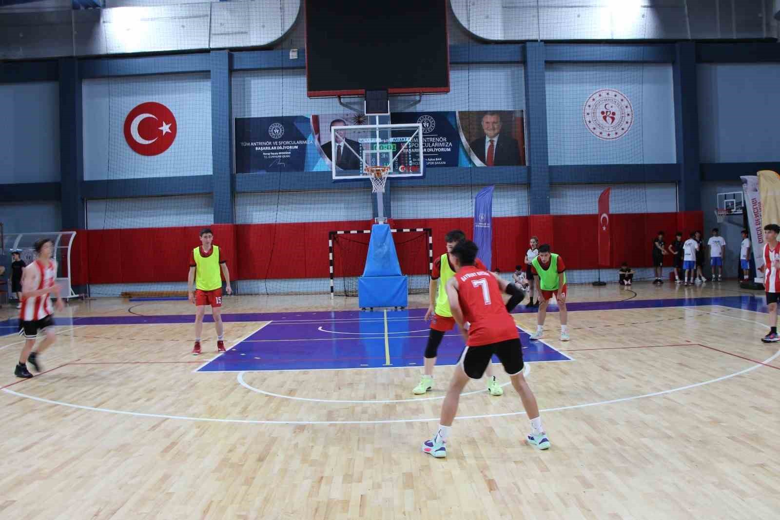 Basketbol Bölge şampiyonu yapıldı
