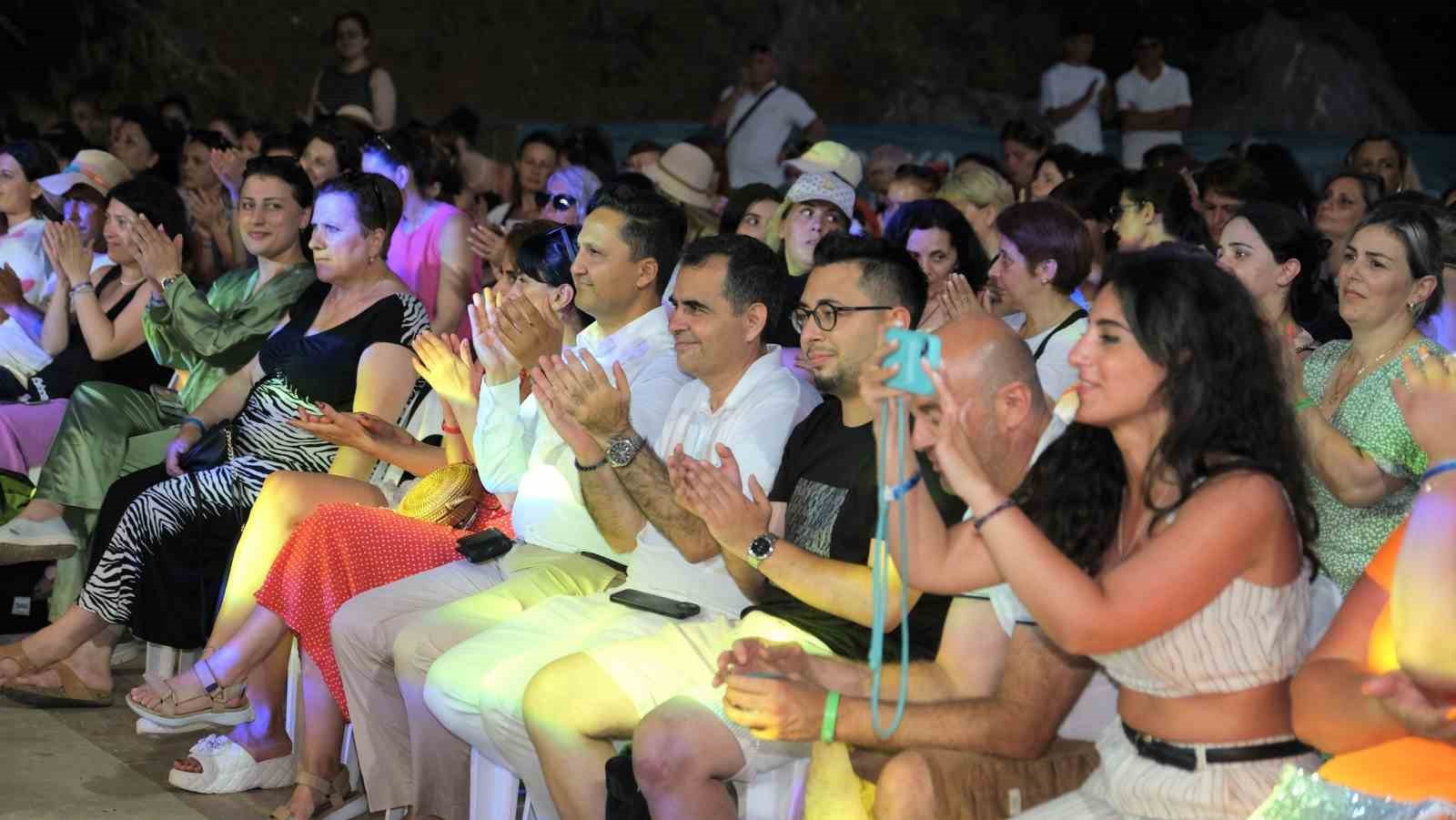 Alanya’da dostluk rüzgarı estiren festival
