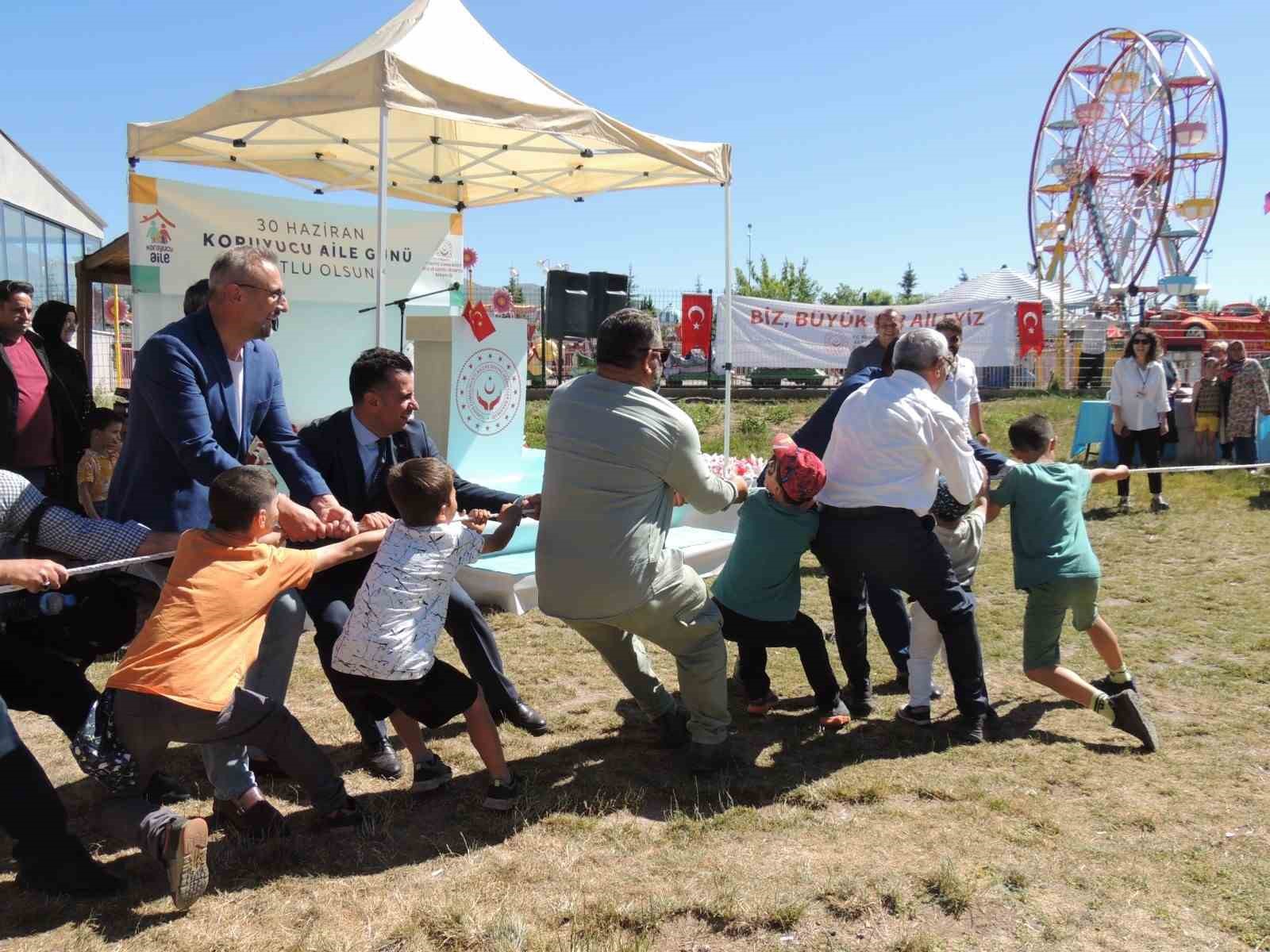 Erzurum’da Koruyucu Aile Günü Şenliği
