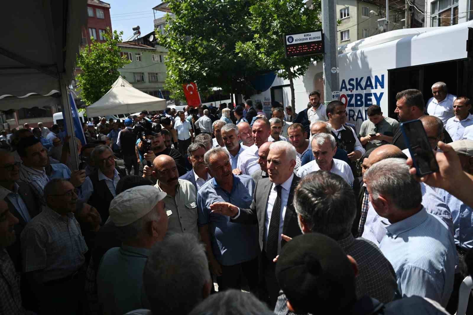 Başkan Bozbey makamını Büyükorhan’a taşıdı
