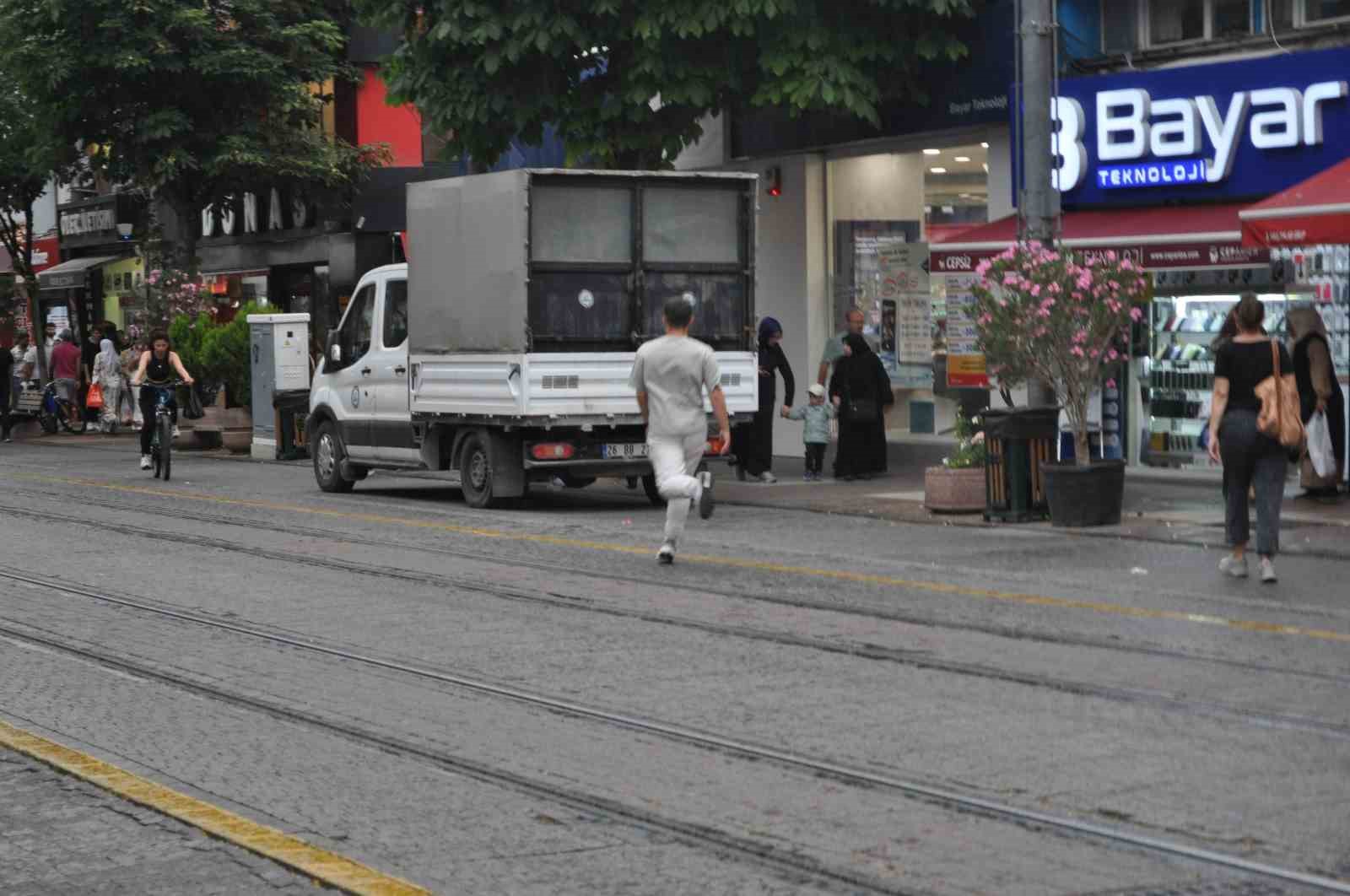 Eskişehir’de sağanak yağış etkili oldu
