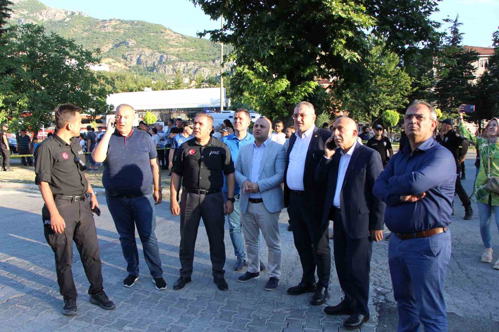 Amasya’da İstanbul Evim AVM’de yangın: Alevler göğe yükseldi
