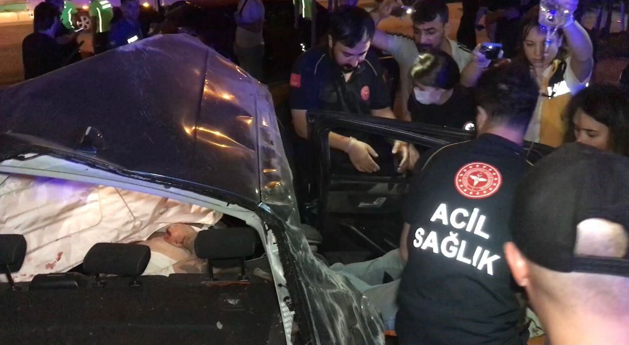 Takla atan otomobilde can pazarı: 1 ölü, 1’i ağır 2 yaralı
