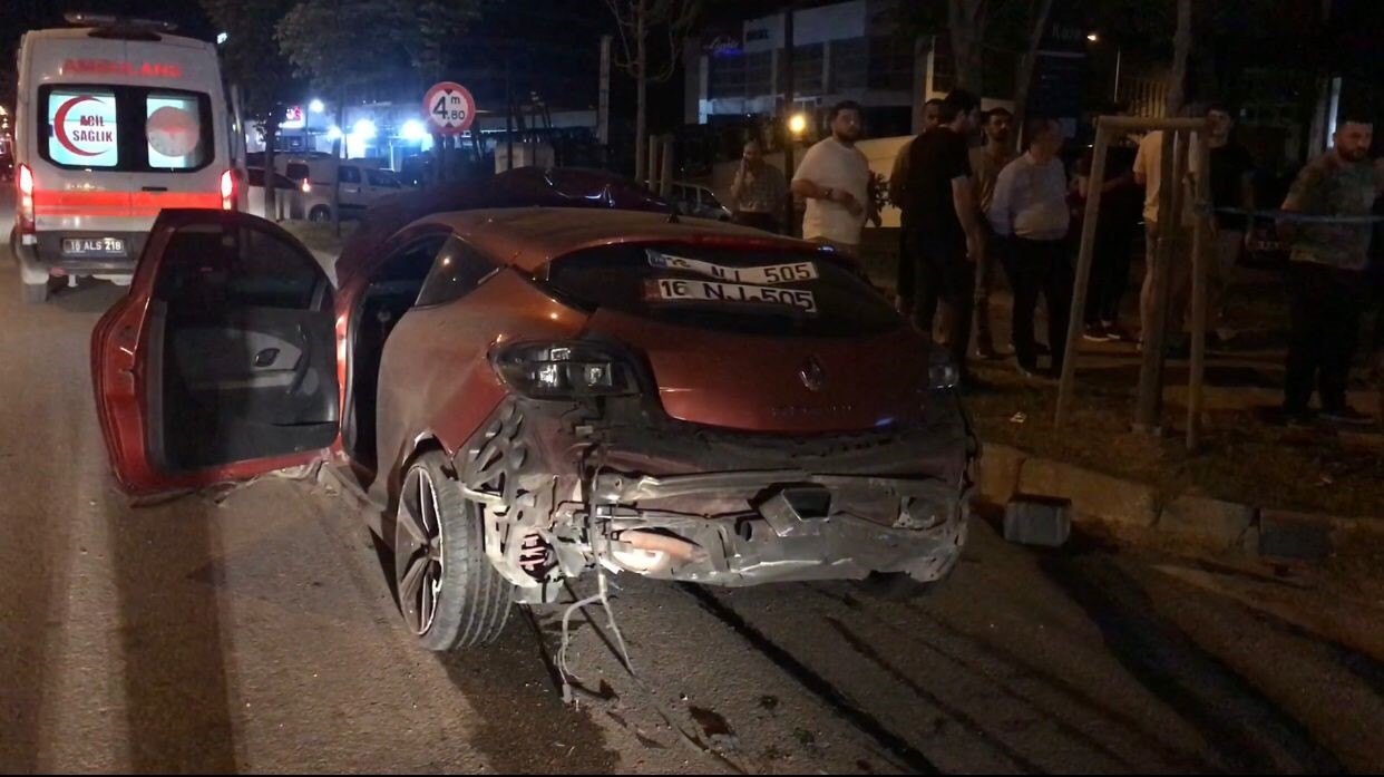 Takla atan otomobilde can pazarı: 1 ölü, 1’i ağır 2 yaralı
