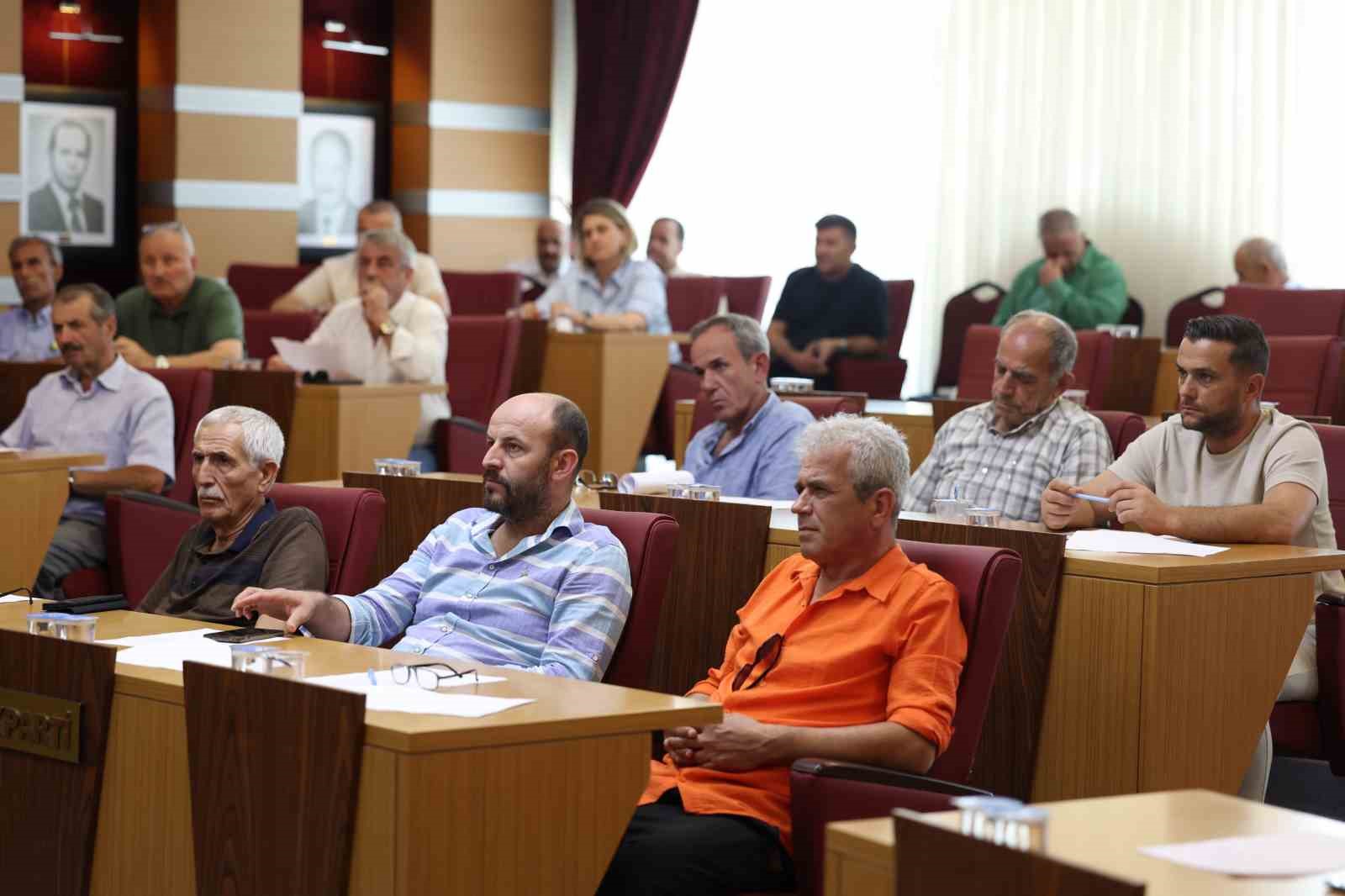 Serdivan’da asfalt seferberliği: 24 mahallede 54 kilometrelik yol yenilenecek
