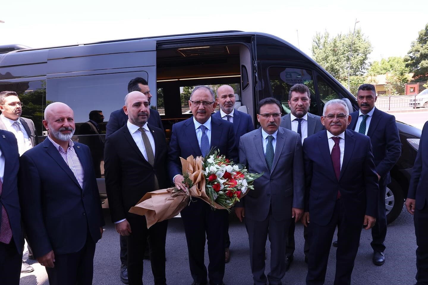 Başkan Büyükkılıç; Jeotermal Kaynaklı Tarıma Dayalı İhtisas OSB Tanıtım Toplantısına katıldı
