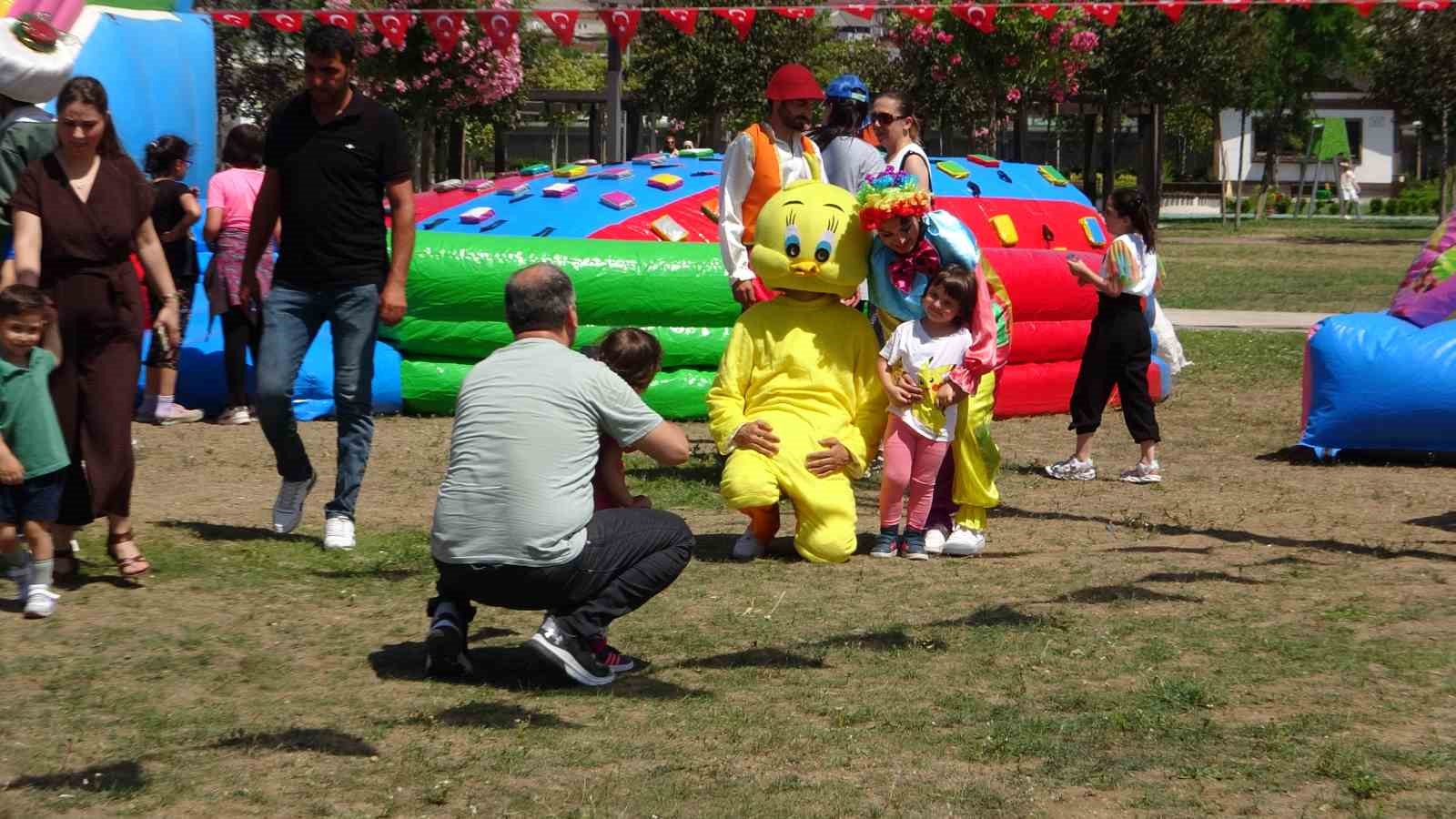 Samsun’da 250 çocuk koruyucu ailenin yanında
