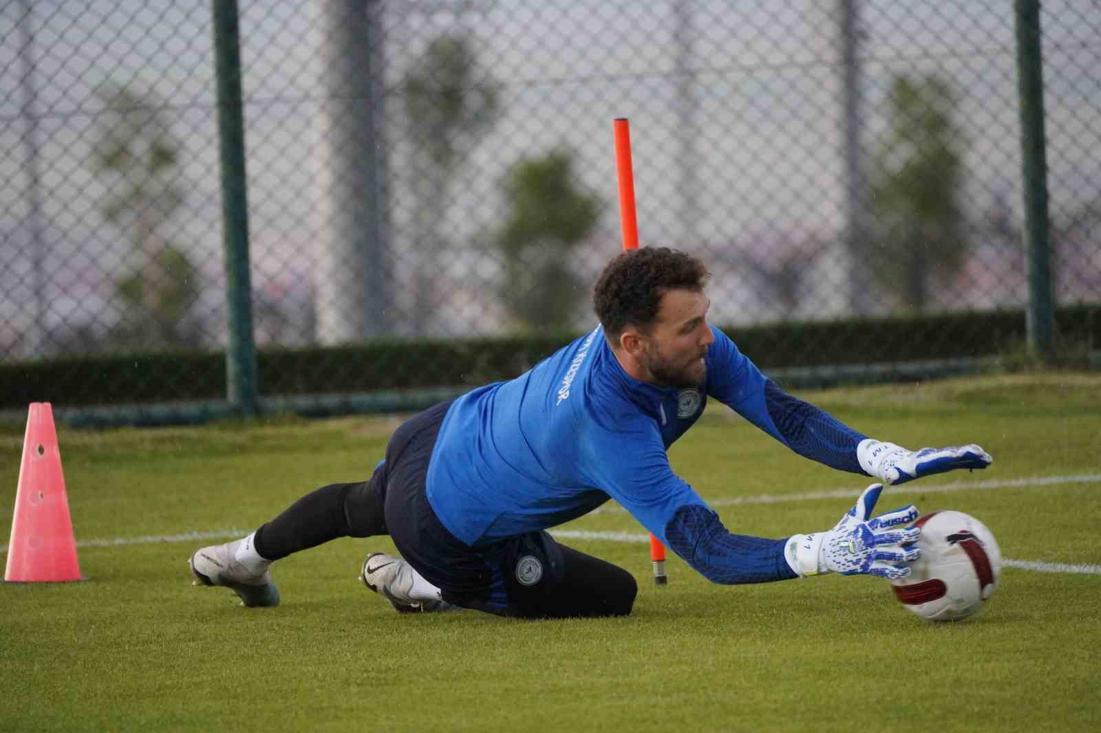 Çaykur Rizespor, Erzurum’da yeni sezon hazırlıklarına devam ediyor
