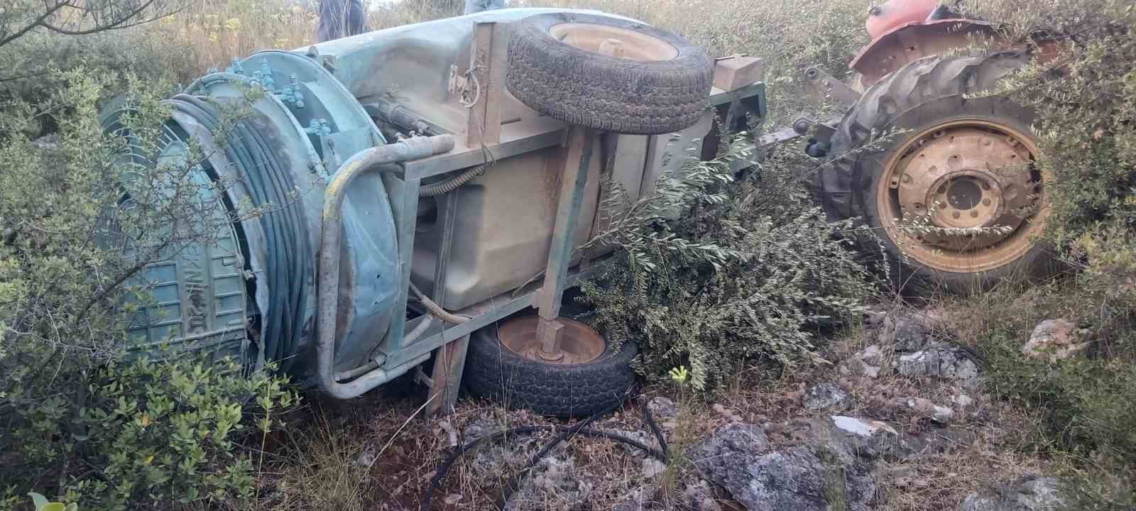 Bursa’da traktör şarampole yuvarlandı: 1 ağır yaralı
