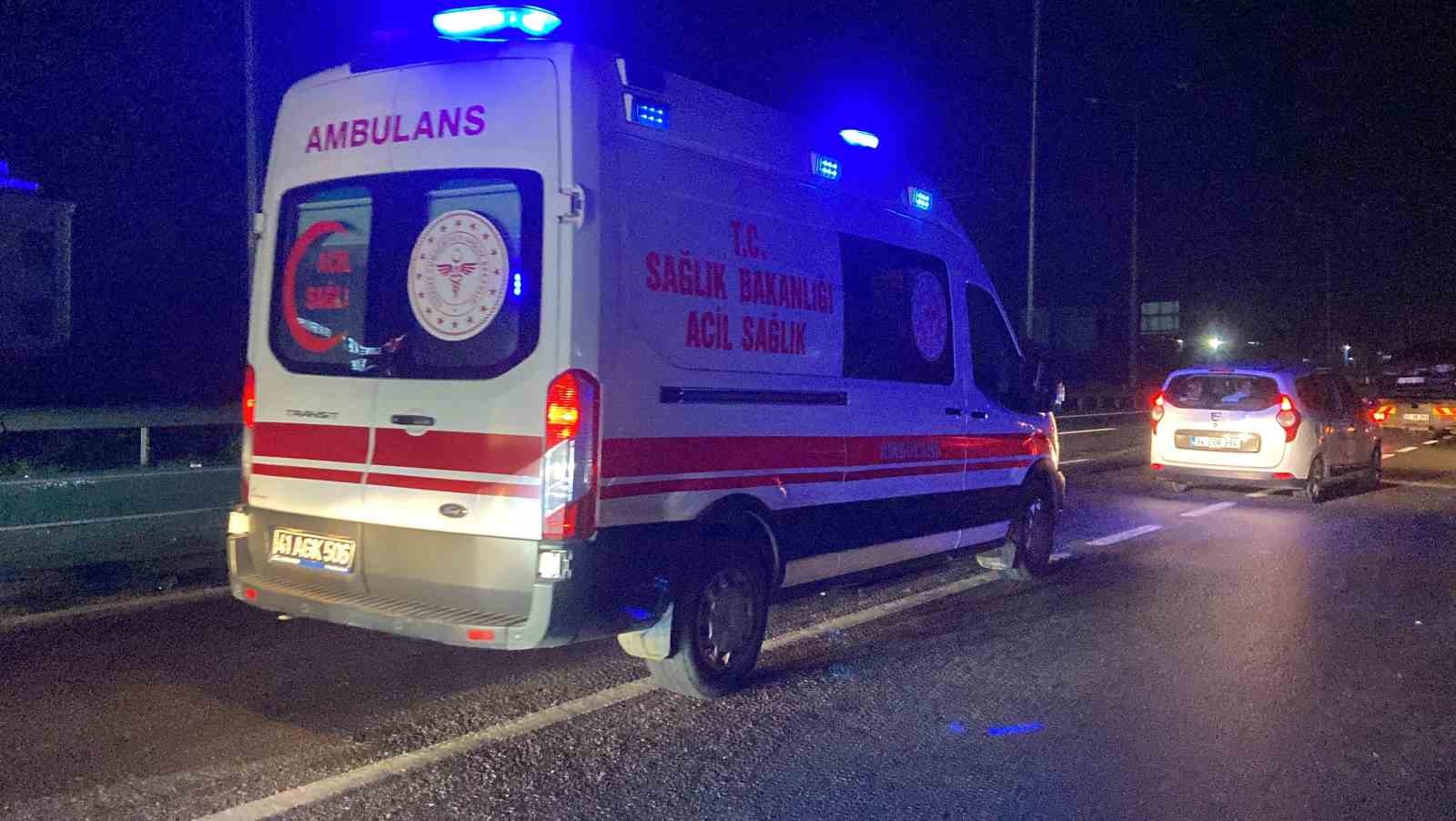 Kocaeli’nde zincirleme trafik kazası: 2 yaralı
