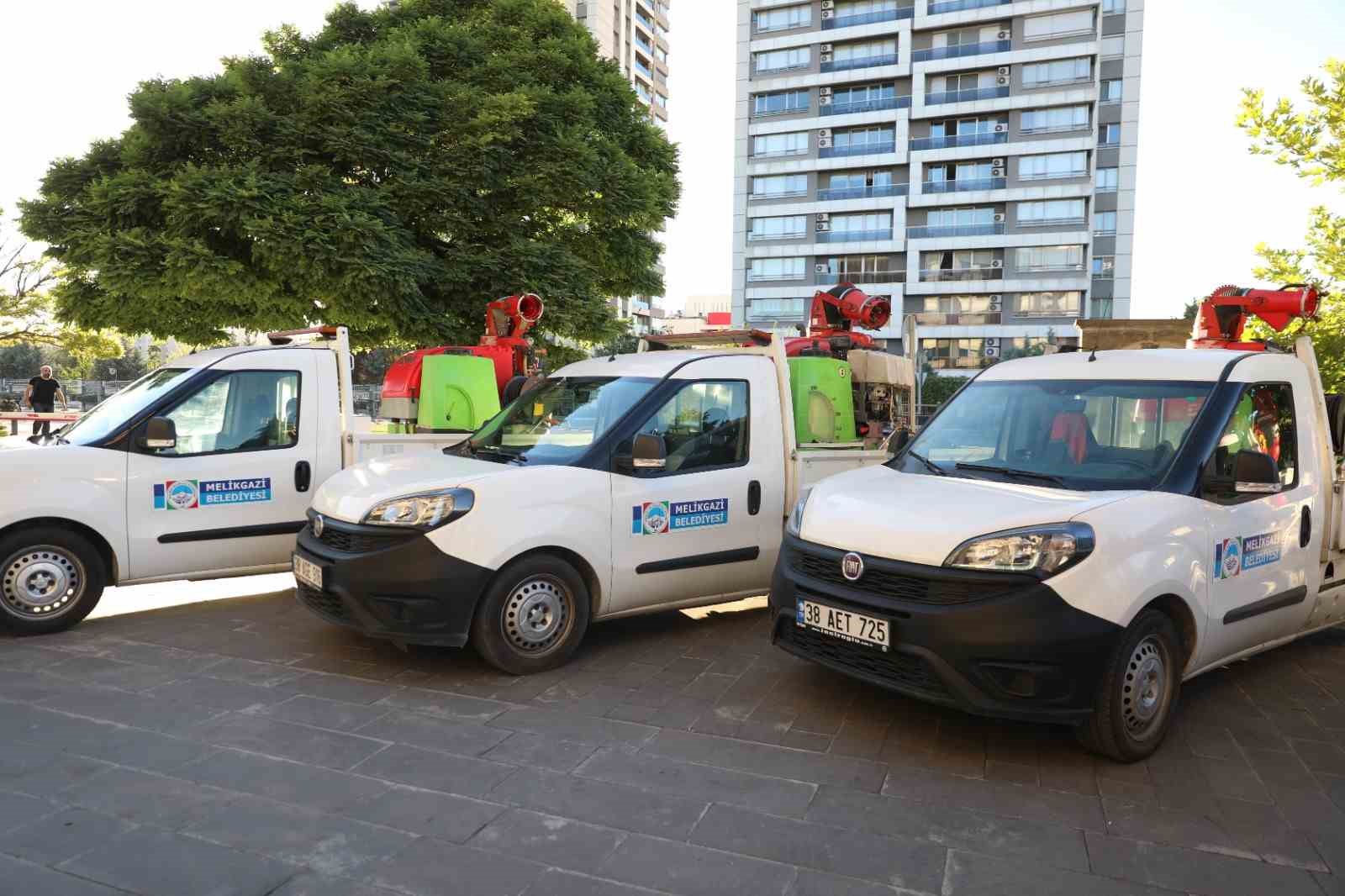 Melikgazi Belediyesi’nden ilaçlama çalışması
