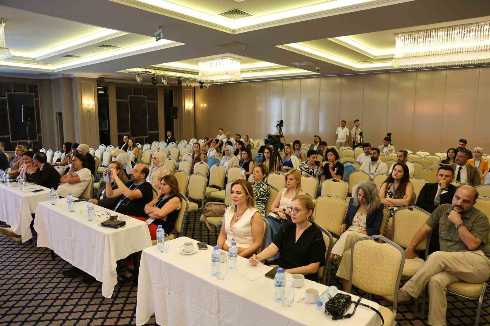 Deprem, stresin tetiklediği deri hastalıklarını ortaya çıkardı
