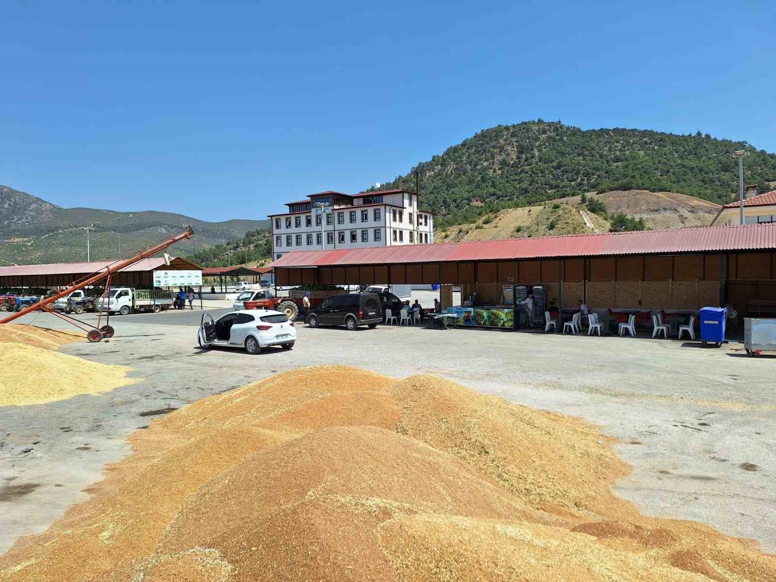 Osmaneli Belediyesi kantini yeni yerinde hizmete açıldı
