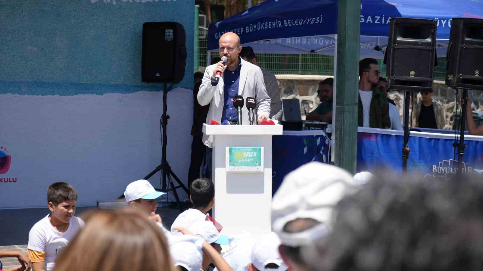 Gaziantep’te TÜGVA Yaz Okulu Lansmanı Erdoğan’ın katılımıyla yapıldı
