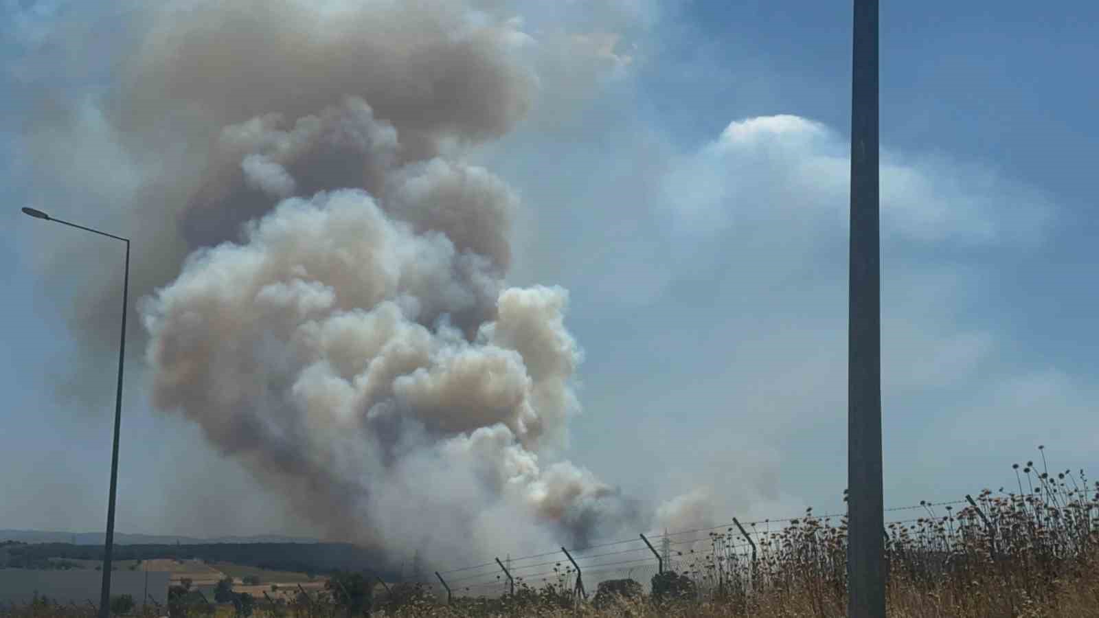 Bursa’da makilik alanda çıkan yangın devam ediyor
