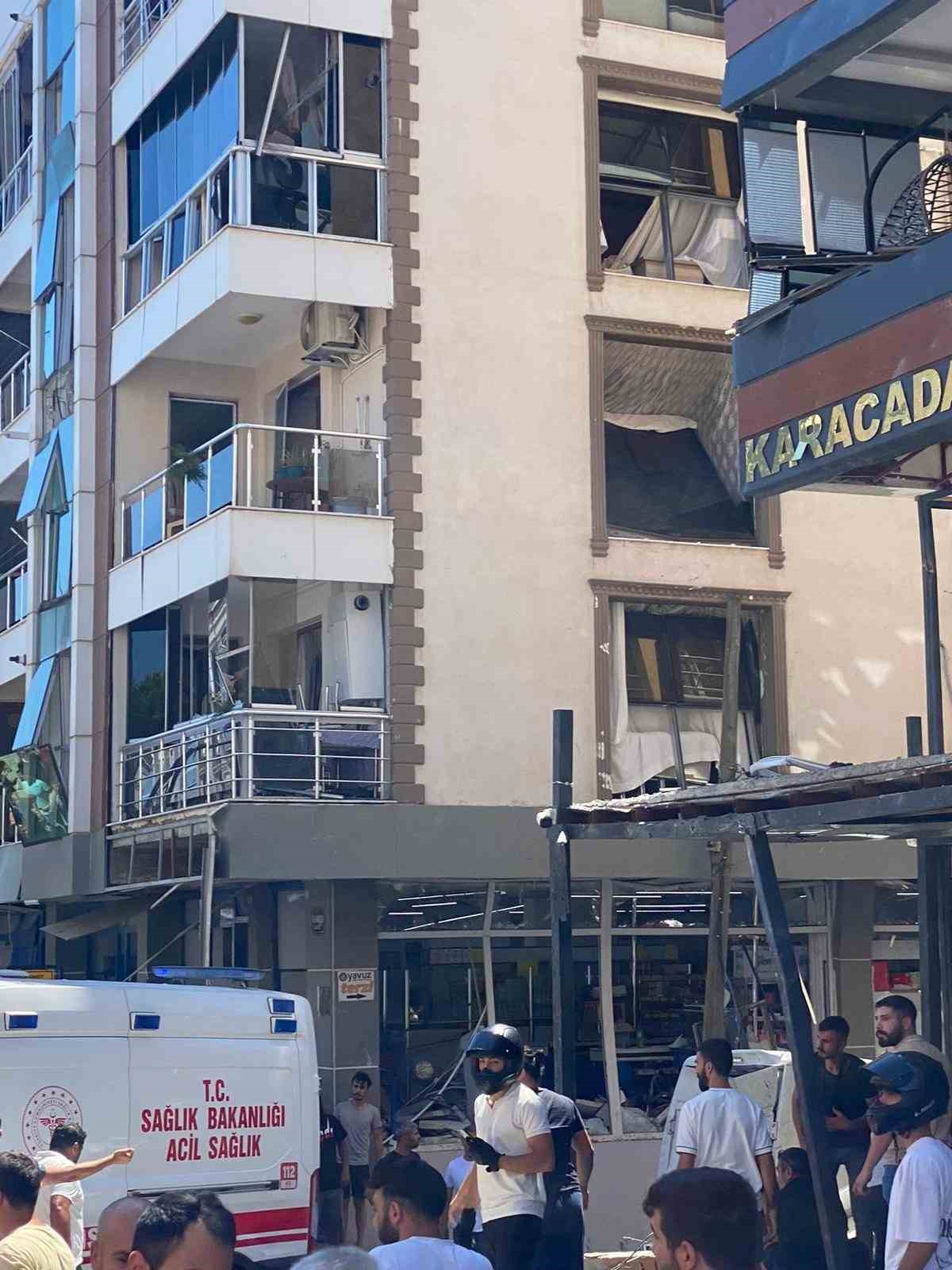 İzmir’de doğal gaz patlaması: 2 ölü, 16 yaralı
