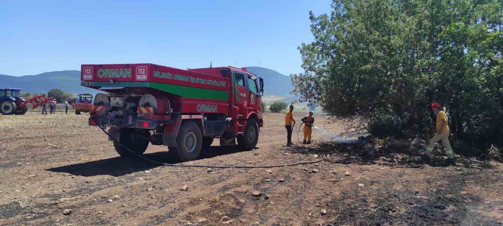 Osmaneli’de çıkan anız yangını kontrol altına alınarak söndürüldü
