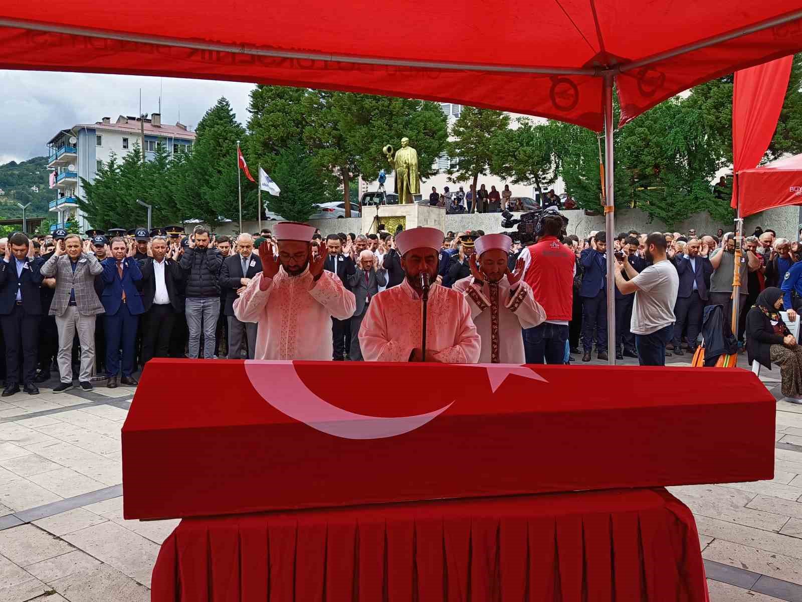 Ordulu şehit Cemalcan Ev, son yolculuğuna uğurlandı
