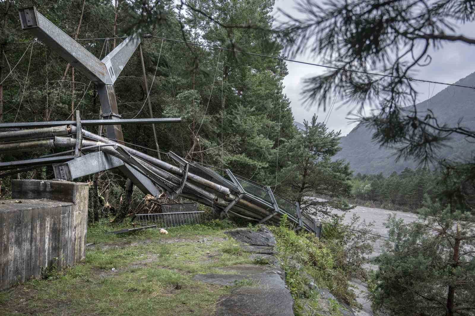 İsviçre’de heyelan ve sel: 4 ölü, 2 kayıp
