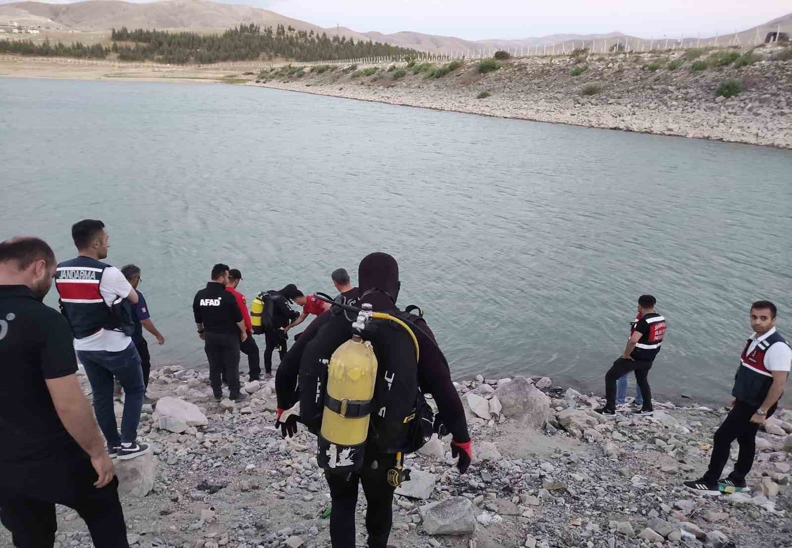 Niğde’de girdiği gölde gözden kaybolan şahsın arama çalışmasına ara verildi
