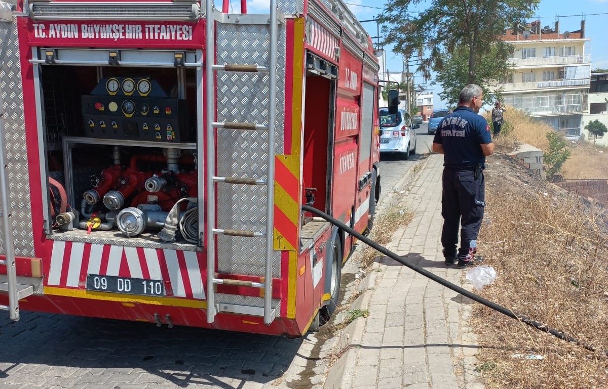 Aydın Büyükşehir Belediyesi’nin ateş savaşçıları yangından yangına koştu
