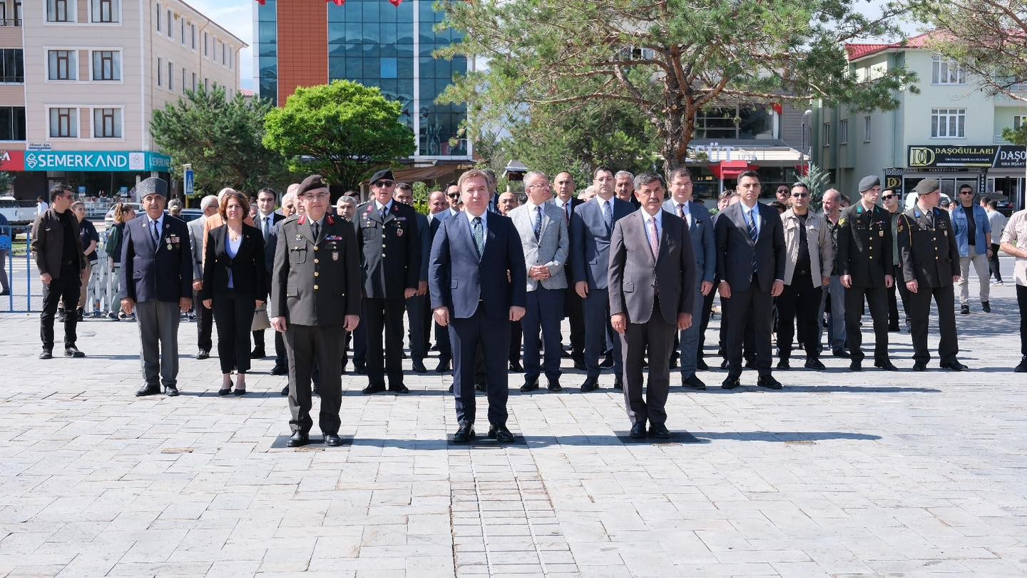 Atatürk’ün Erzincan’a gelişinin 105. yıl dönümü törenle kutlandı
