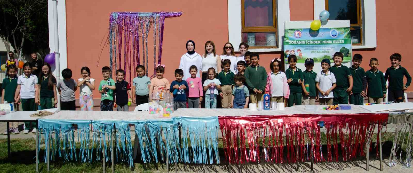 Fidanları Toprakla, Minikleri Eğlenceyle Buluşturdular
