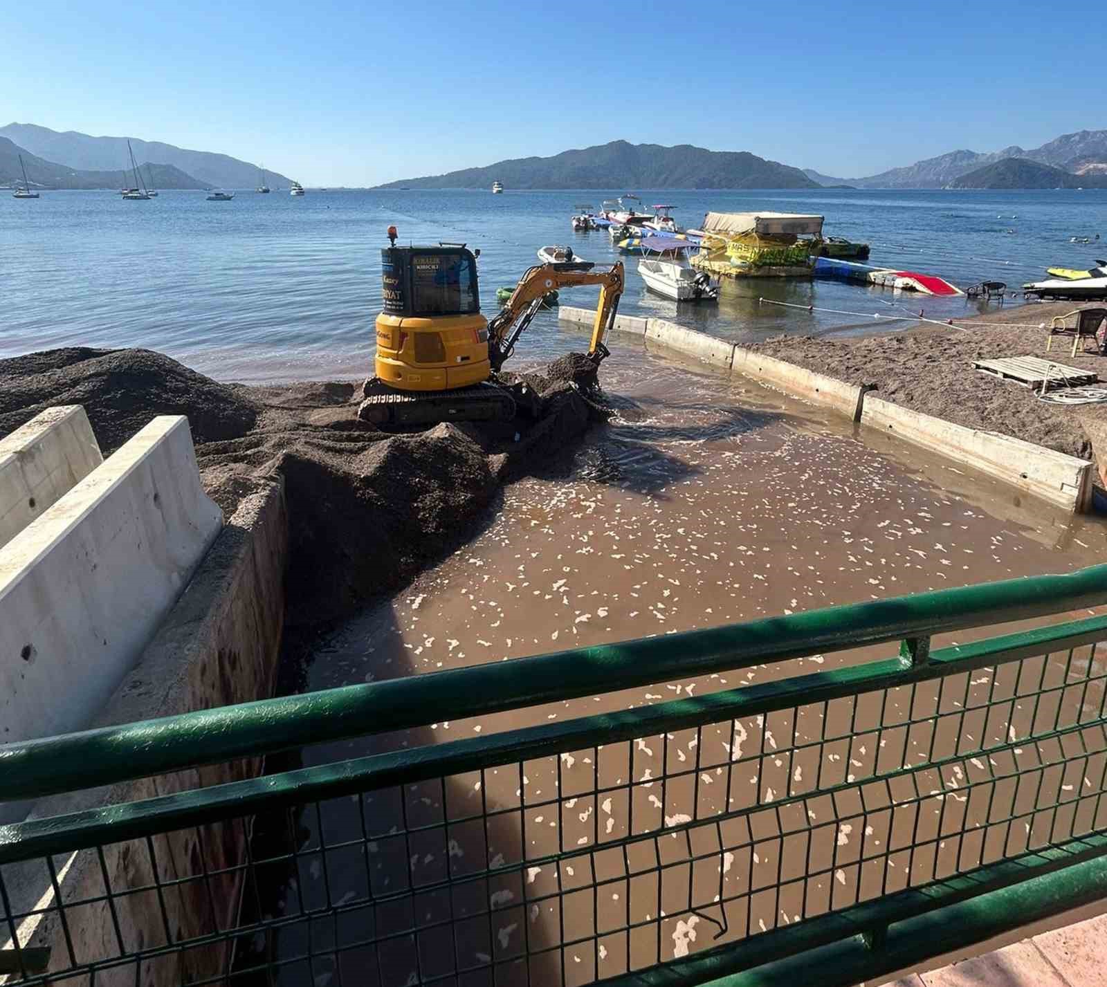 MUSKİ, Marmaris derelerini temizliyor
