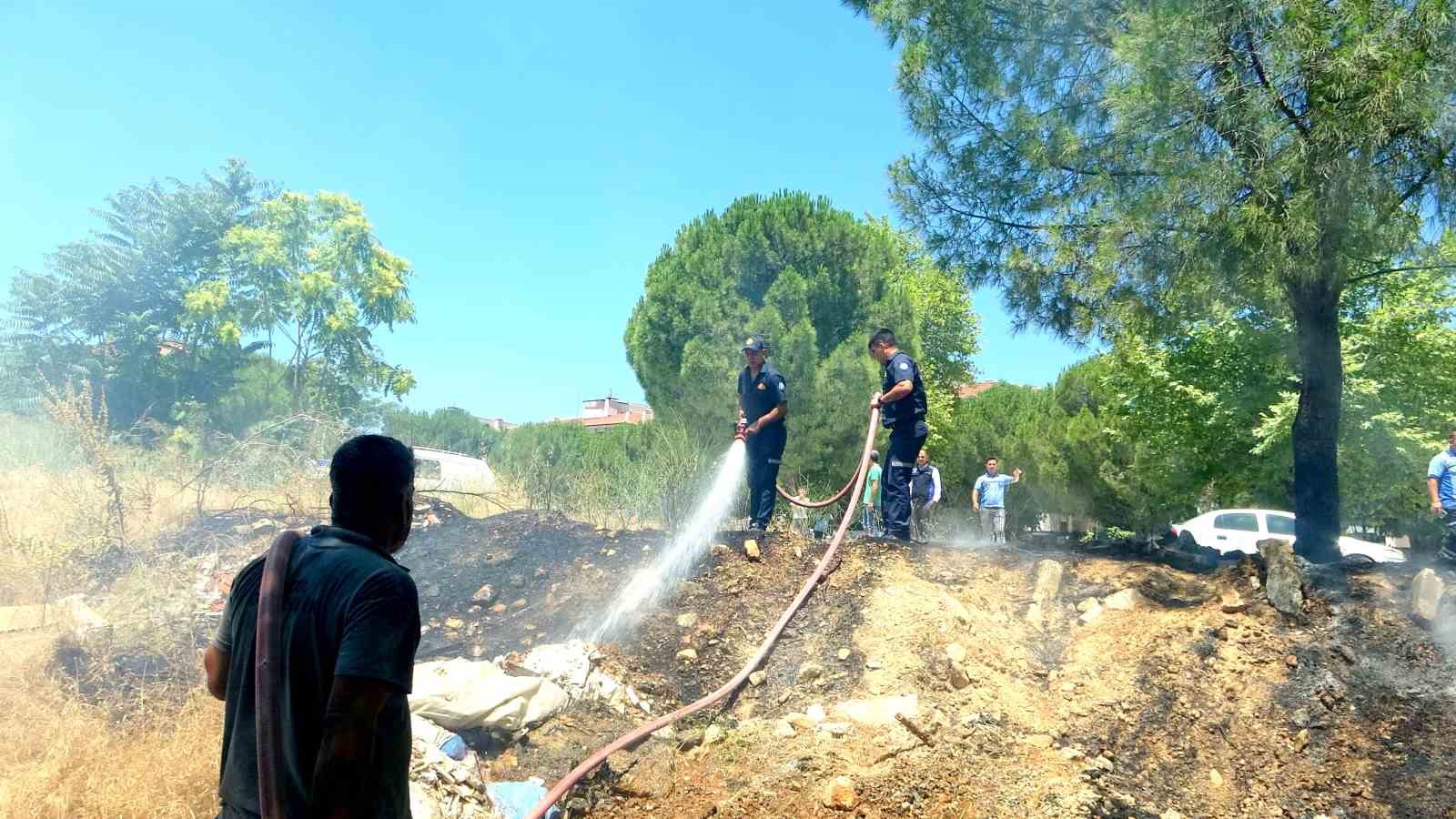 Menteşe’de yangın, ekiplerin zamanında müdahalesi ile söndürüldü
