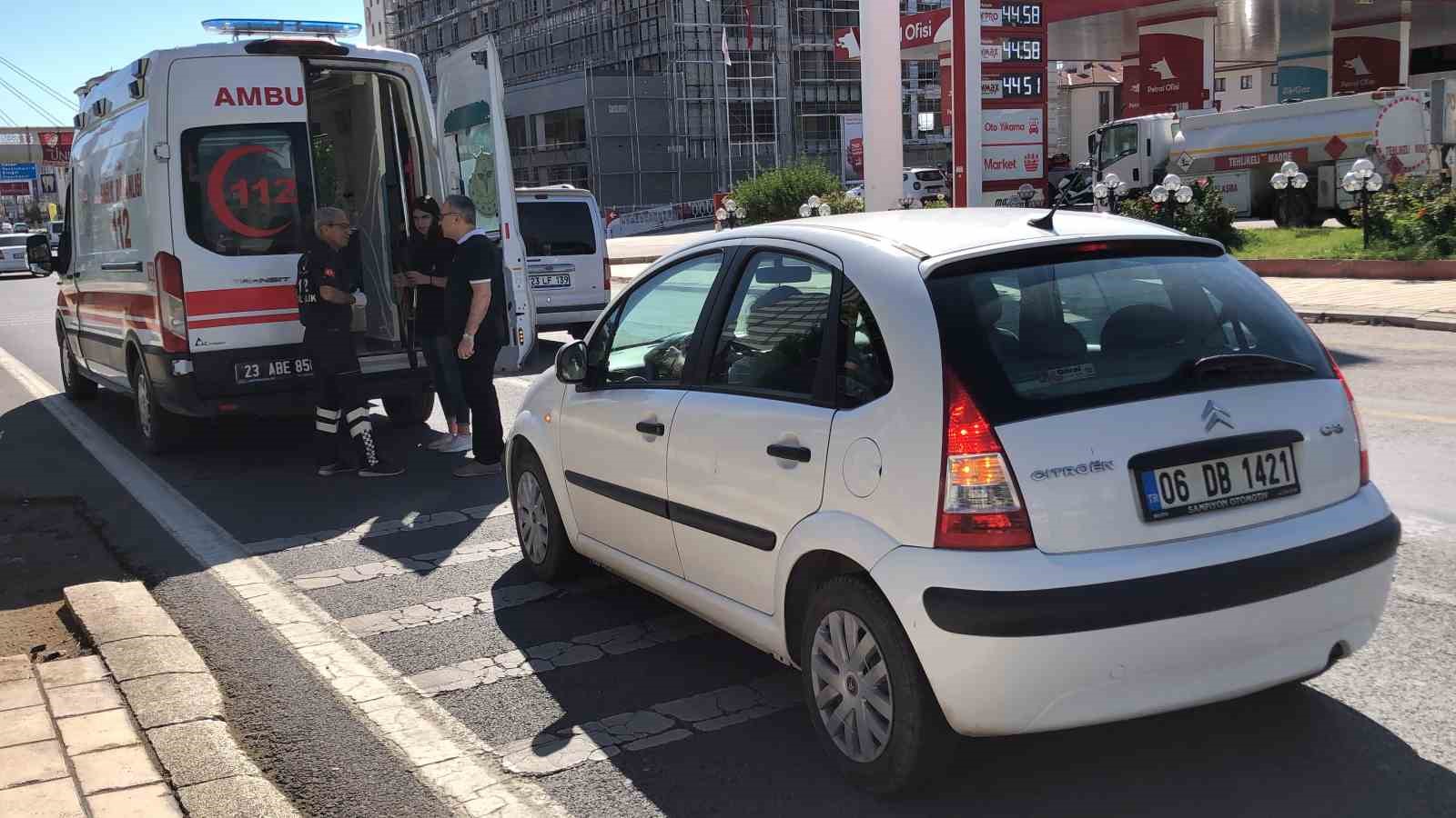 Otomobilin çarptığı yaya yaralandı
