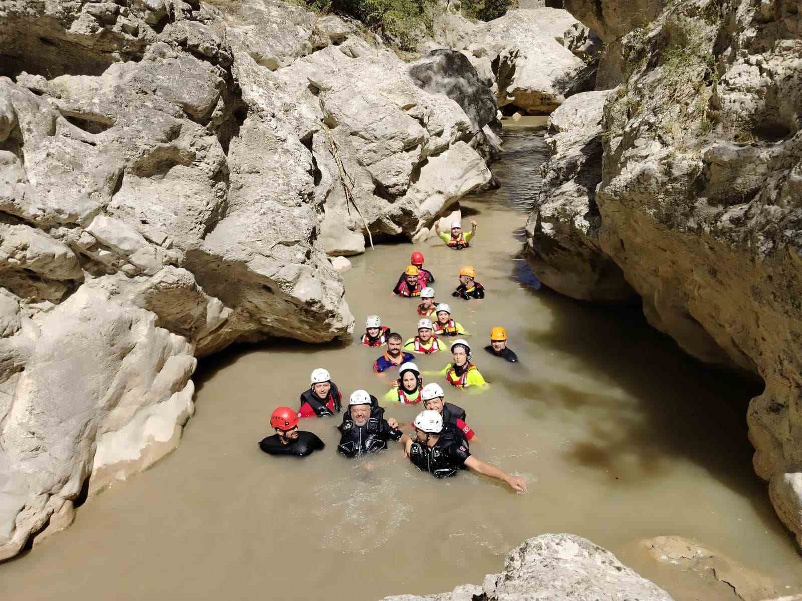 Kanyon Yarı Geçiş Eğitimi ile ANDA ve EDKA bilgilendirildi
