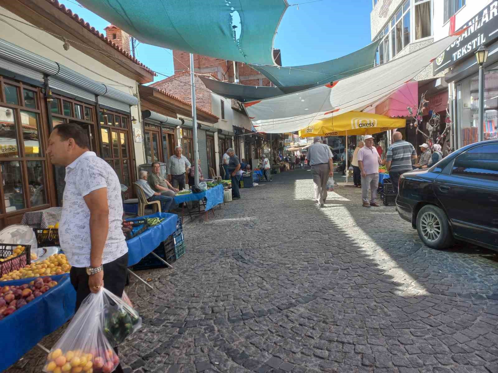 Buldan’da Yukarı Pazar kuldu
