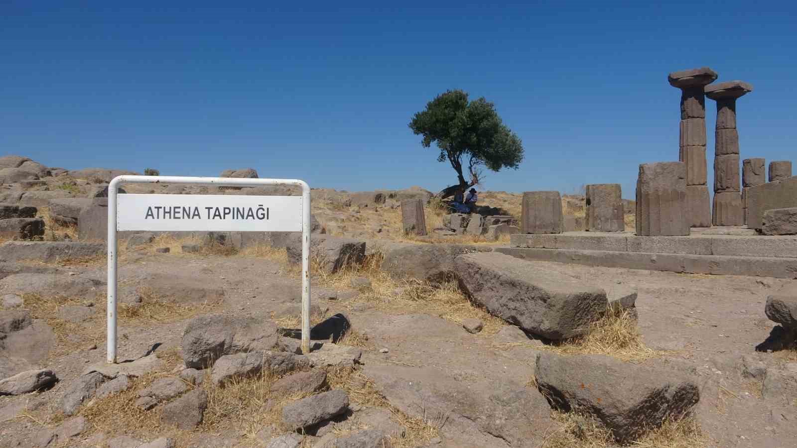 Yangından etkilenen Assos Ören yeri yeniden ziyarete açıldı
