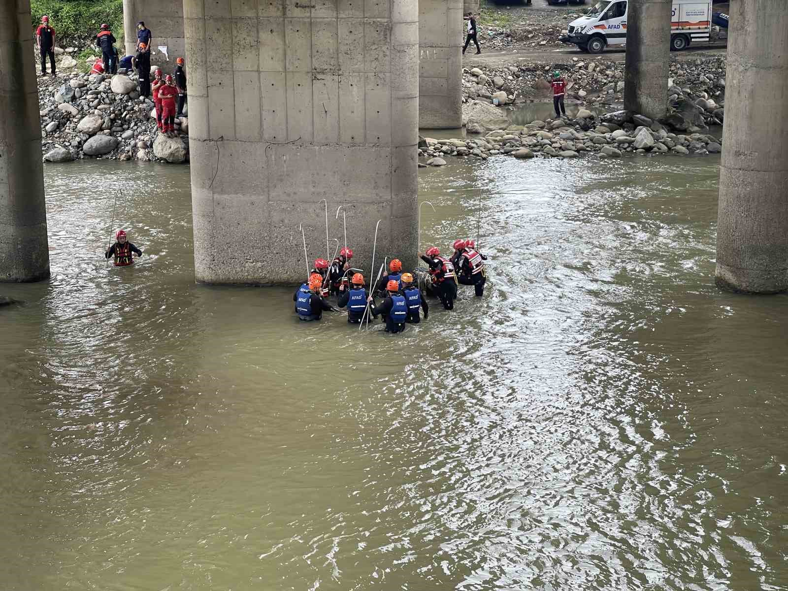 Rize’de AFAD ekiplerinden tatbikat
