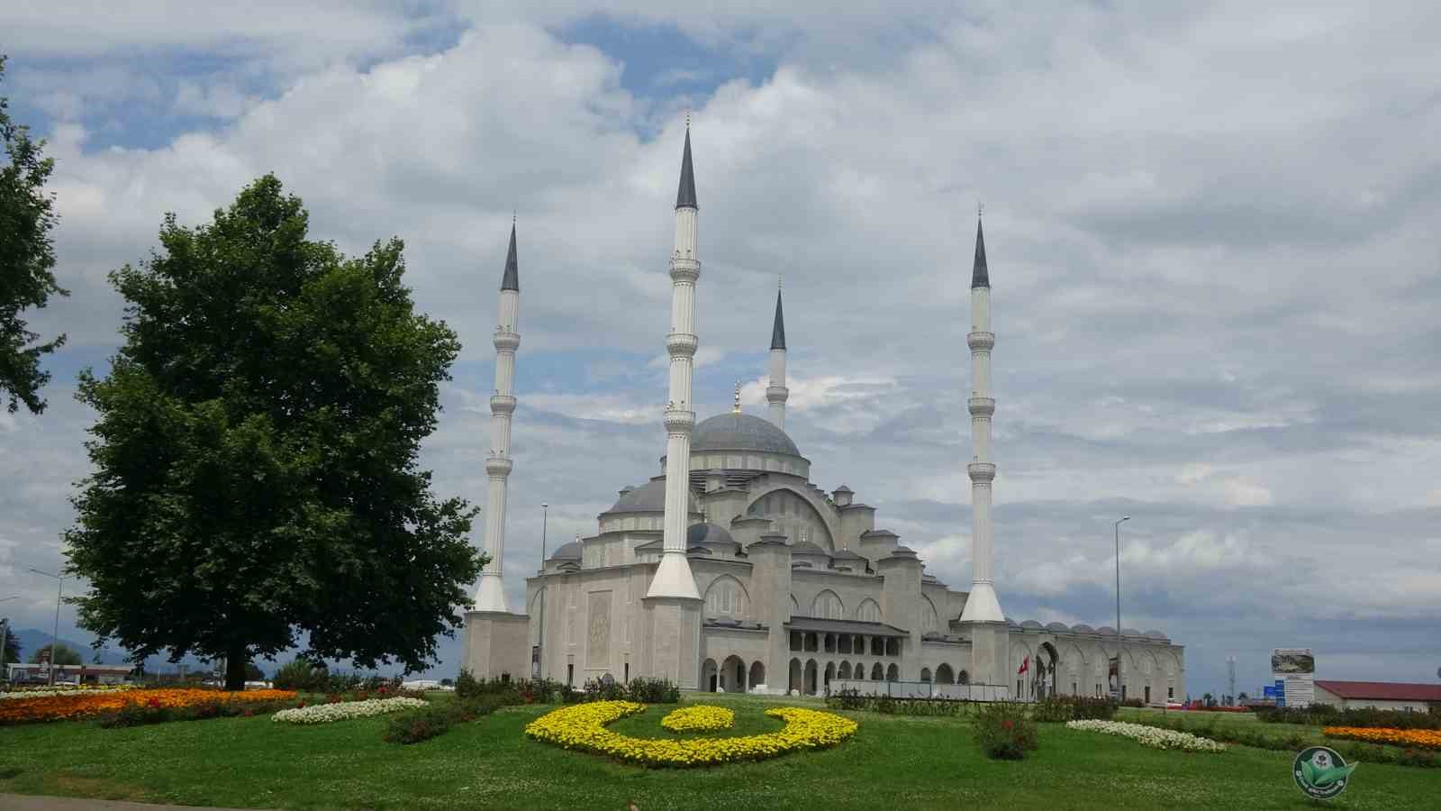 İnşaatı sona yaklaştıkça mimari görselliği öne çıkıyor
