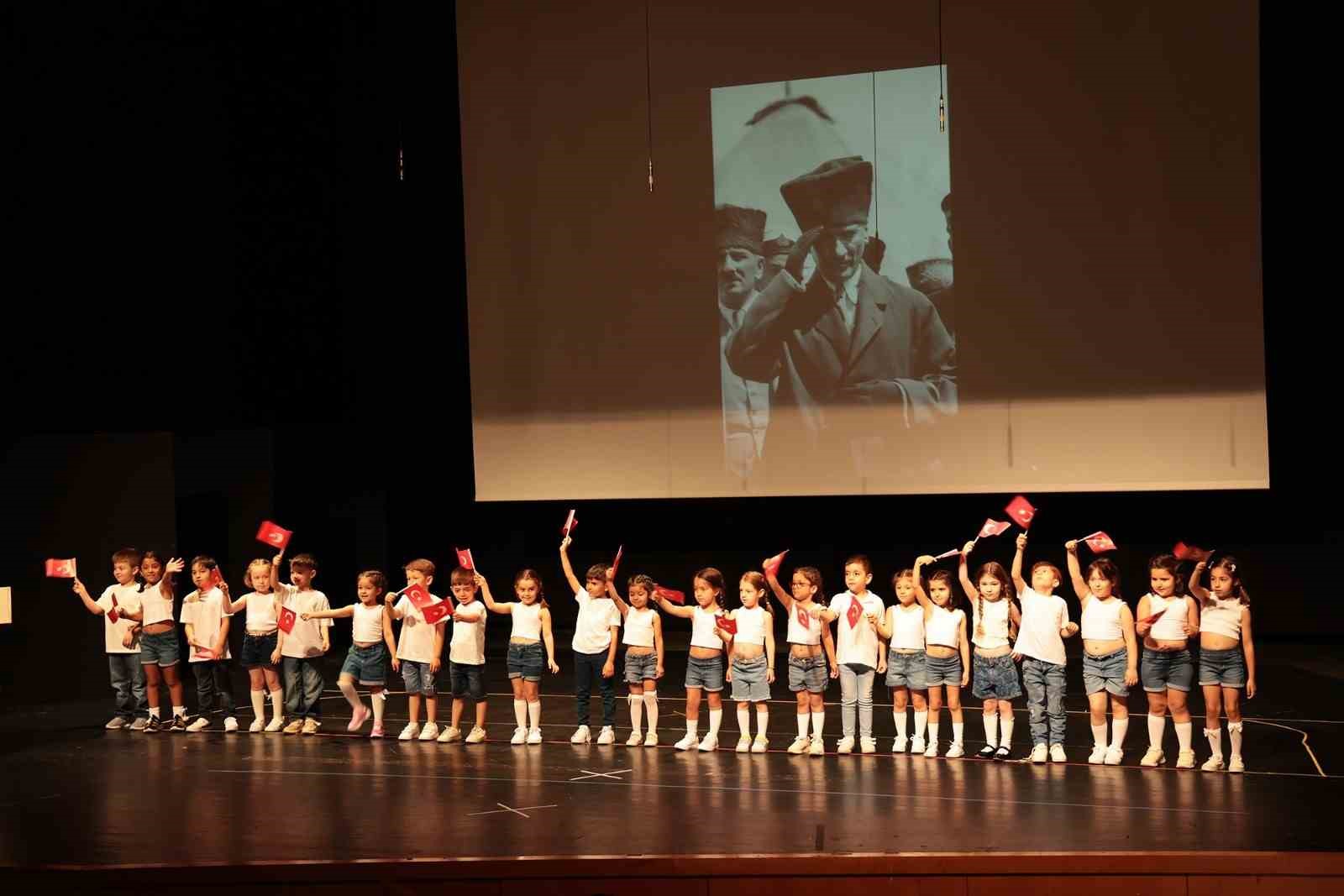 Ataşehir’in minikleri mezun oldu
