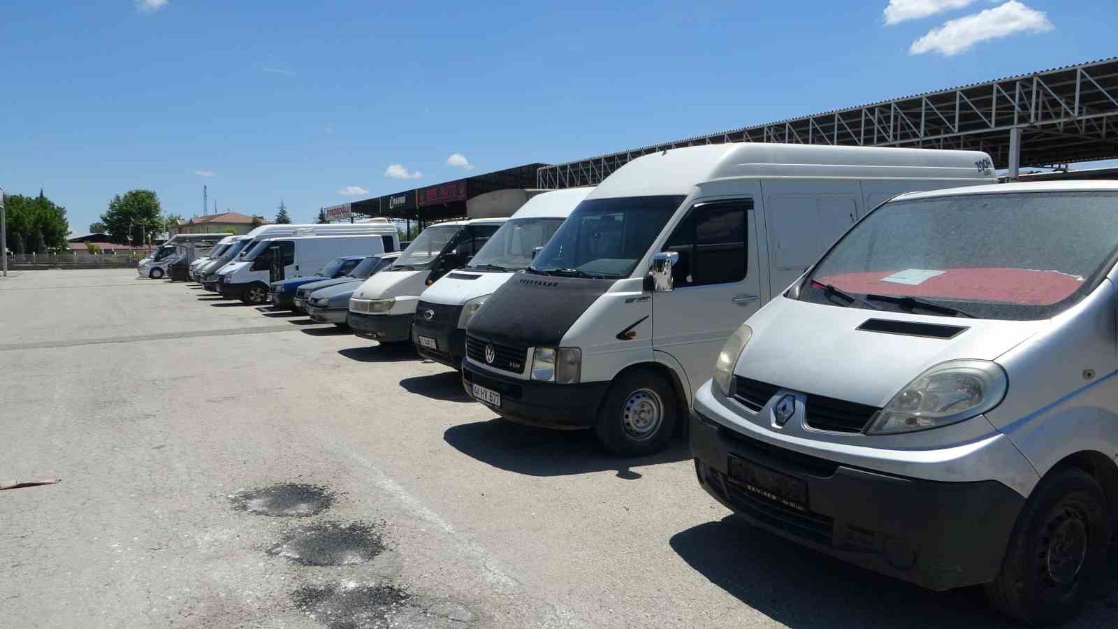 İkinci el otomobilde yaprak kıpırdamıyor
