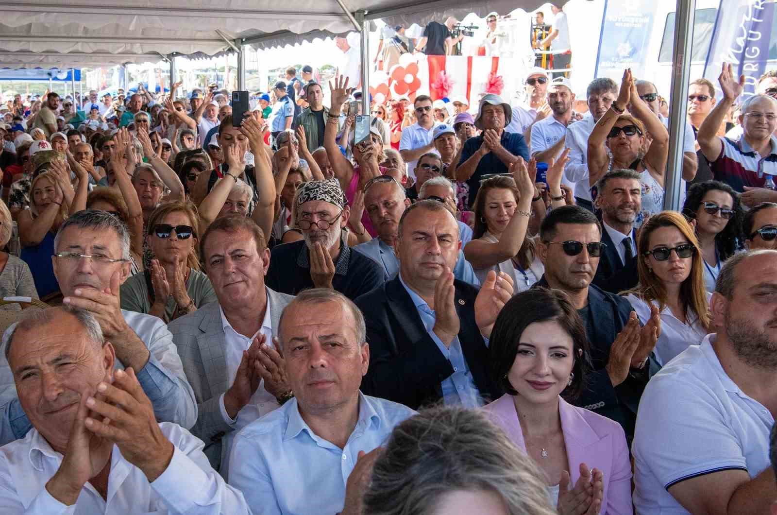 Başkan Günel Didim’den kalkan ilk deniz otobüsü seferine katıldı
