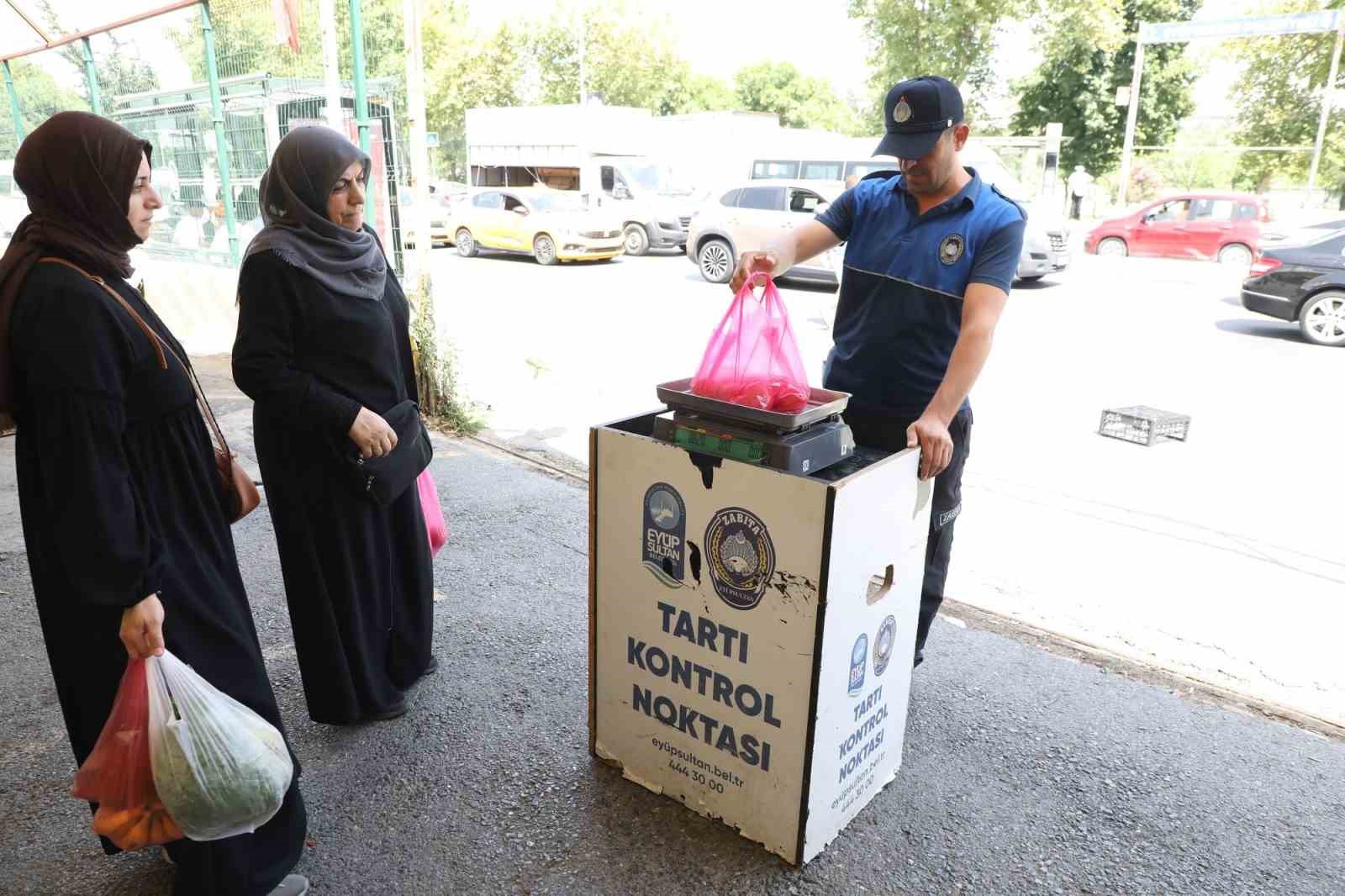 Eyüpsultan’da vatandaşların huzuru ve güvenliği için zabıta denetimi
