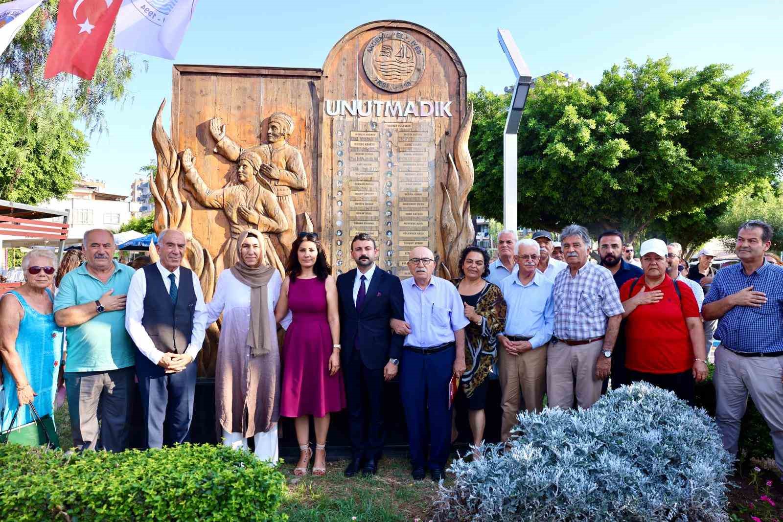 Mersin’de, Madımak olayında hayatını kaybedenler anıldı
