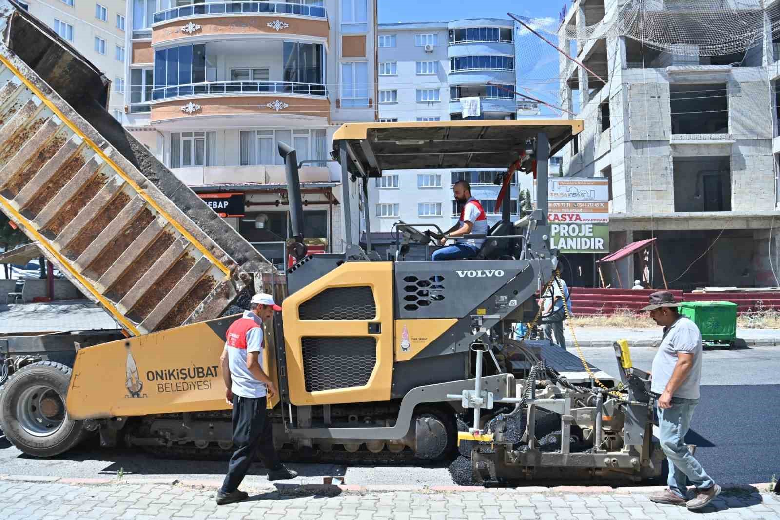 Onikişubat’ta asfaltlanmayan yol kalmıyor
